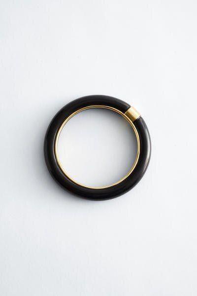 Contrast Metal Resin Bangle